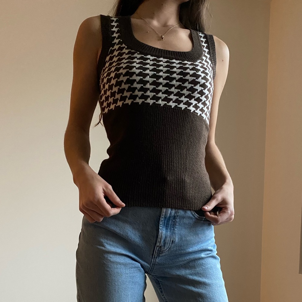 🌐 y2k houndstooth sweater vest/ top